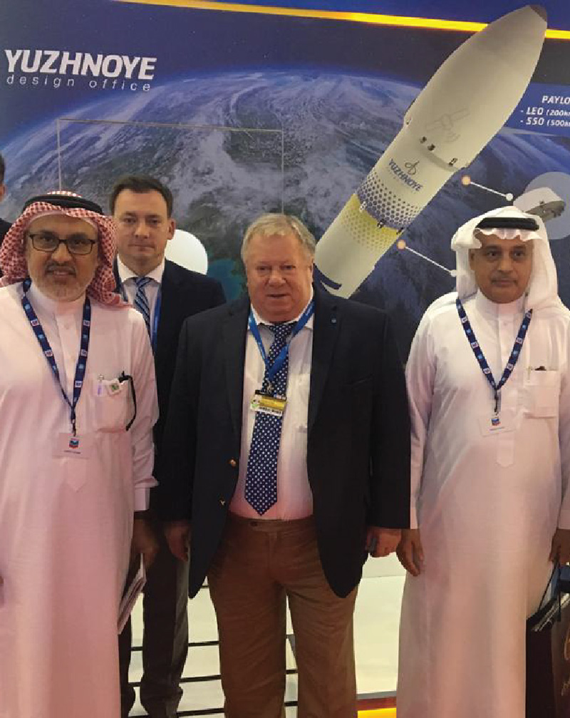 فريق من المختصين بالمركز يزور معرض دبي للطيران 2019 Dubai AirShow
